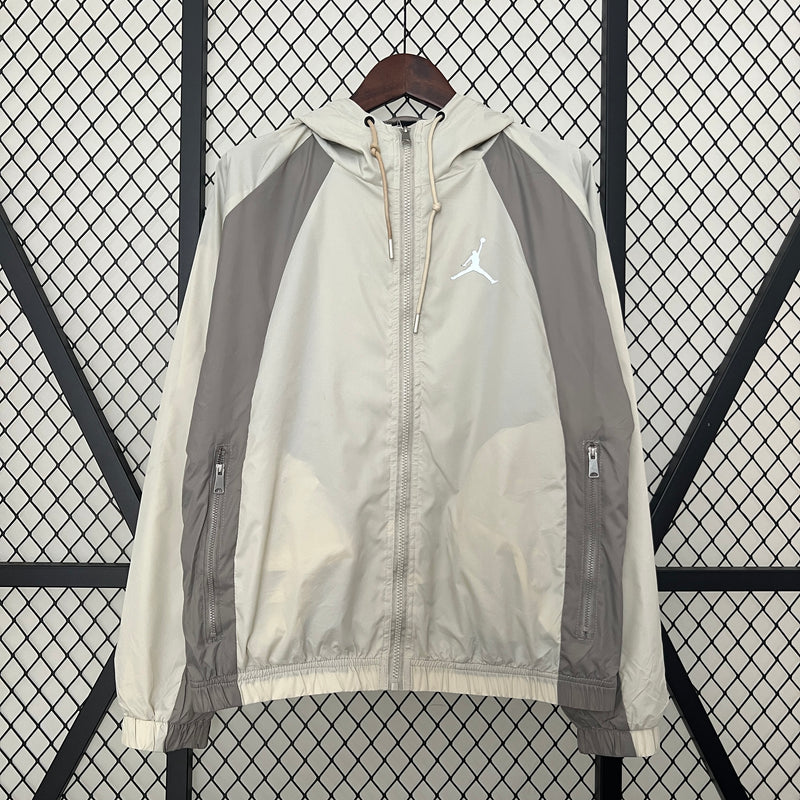 Corta-Vento Air Jordan – Essentials Off White/Cinza