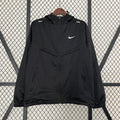 Corta-Vento NIke Sportswear - Black Edition