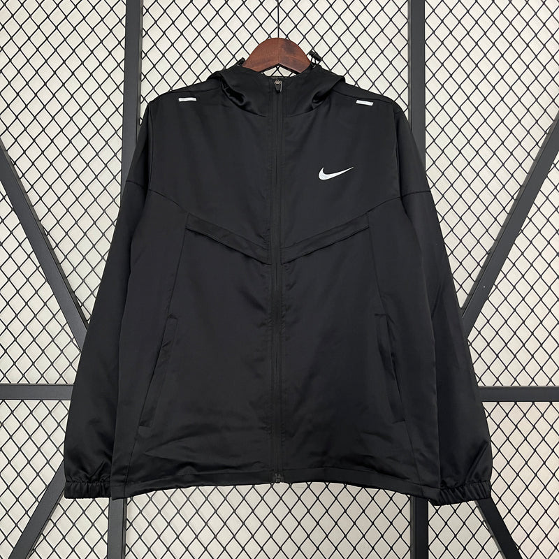 Corta-Vento NIke Sportswear - Black Edition